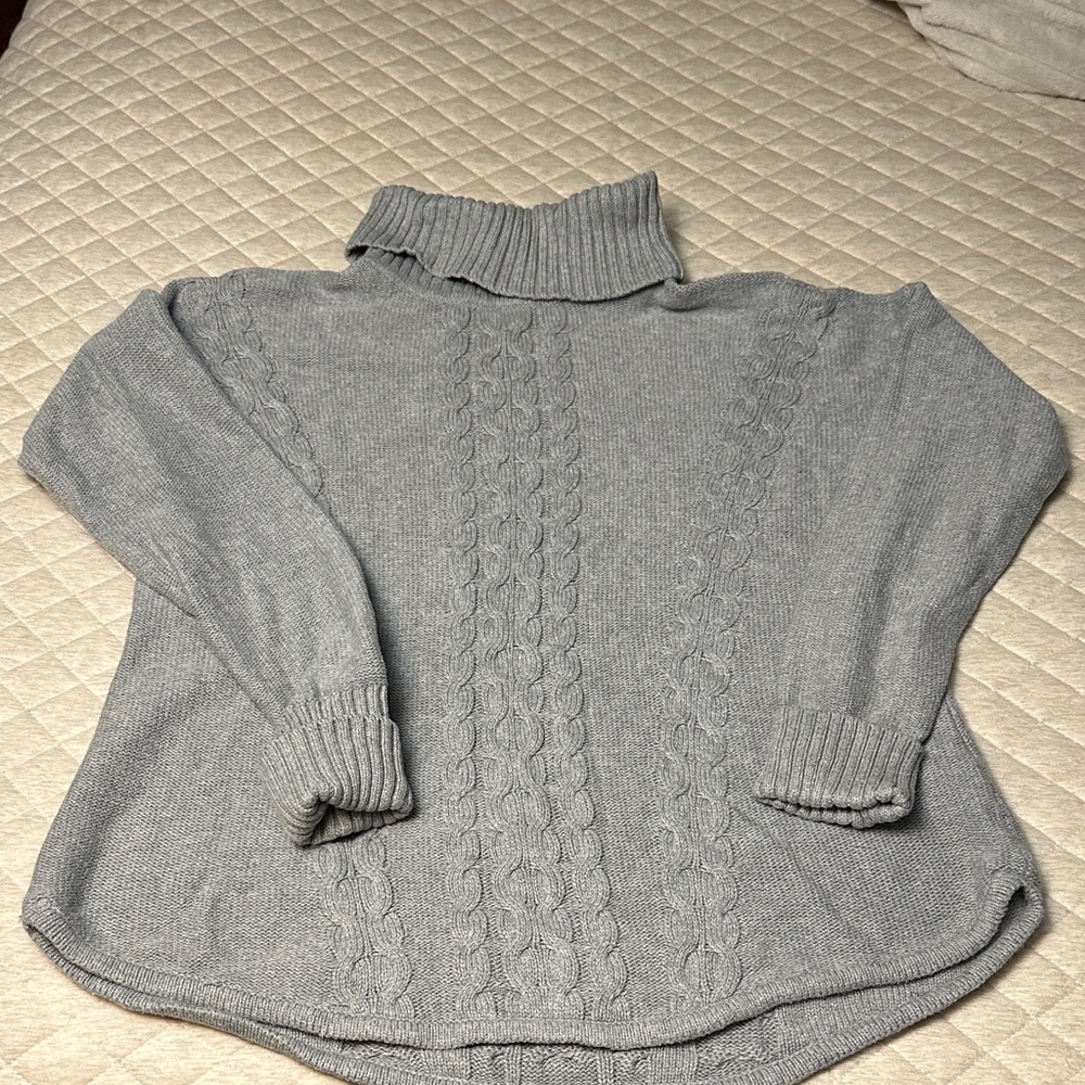 L.L. Bean Classic Gray Cable Knit Turtleneck Sweater
